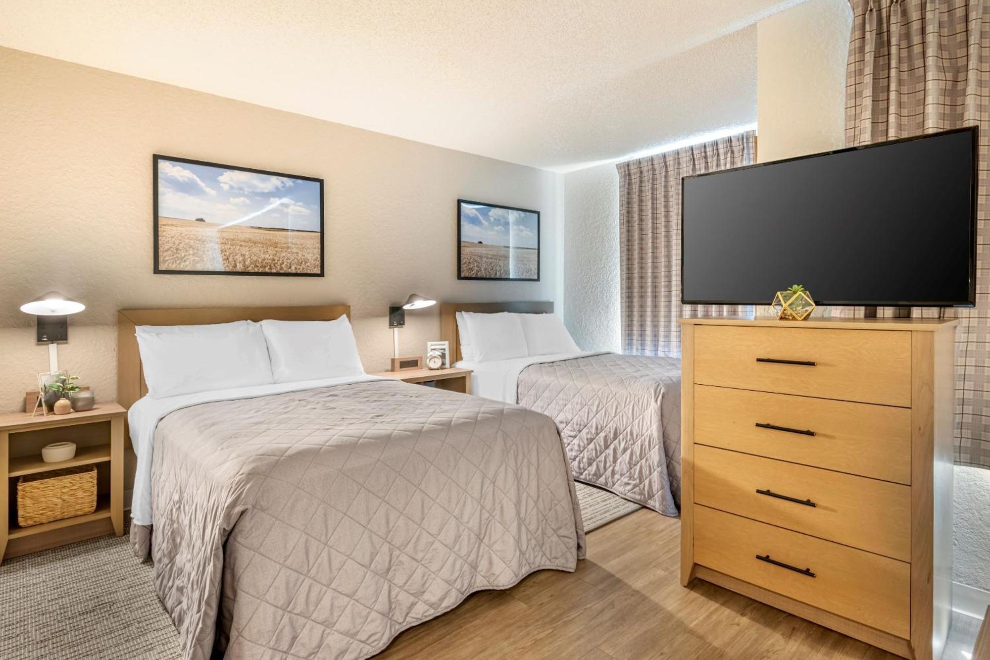 Intown Suites Extended Stay Greensboro Nc - Airport Экстерьер фото